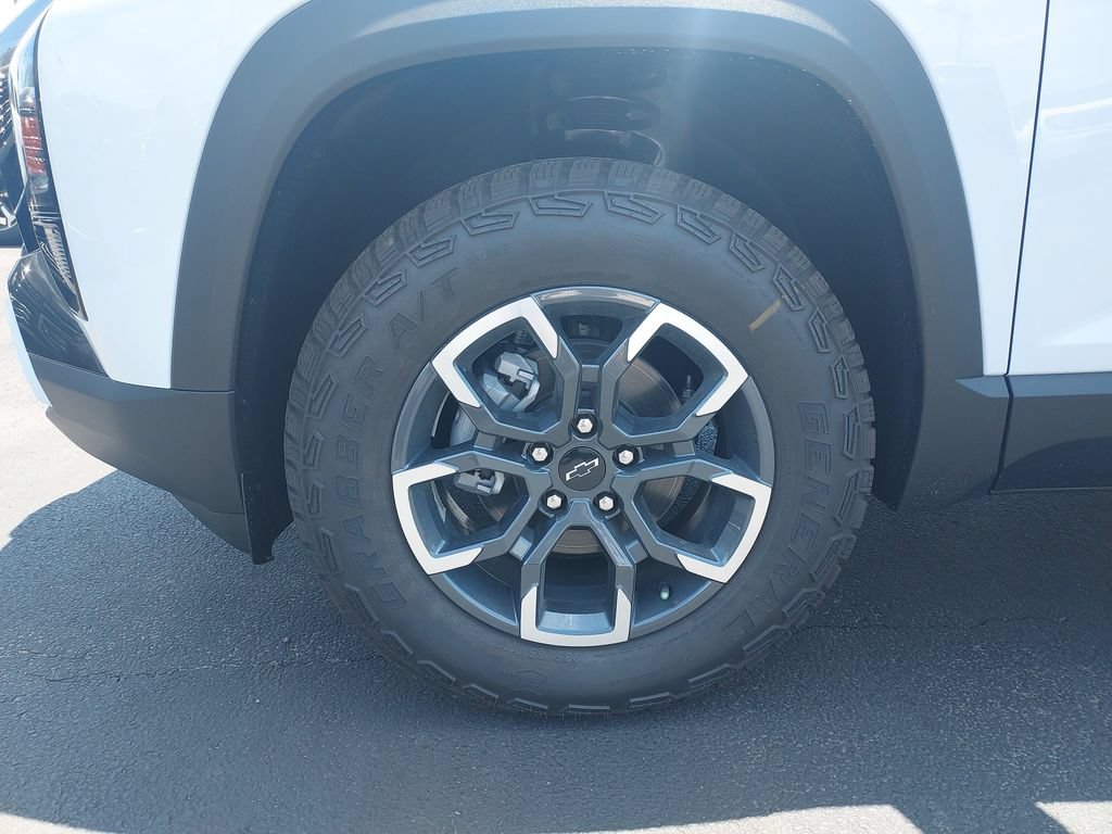 New 2027 Chevrolet Equinox ACTIV FWD image 9