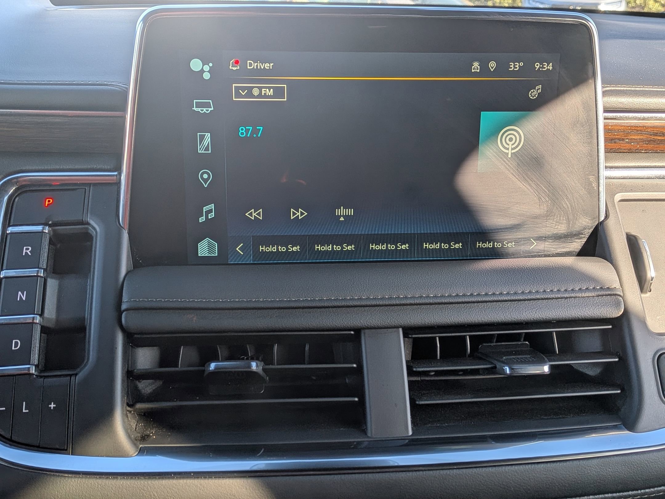 Certified 2024 Chevrolet Tahoe High Country w/ Premium Package AWD/4WD image 27