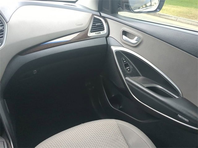 Used 2017 Hyundai Santa Fe Sport image 16