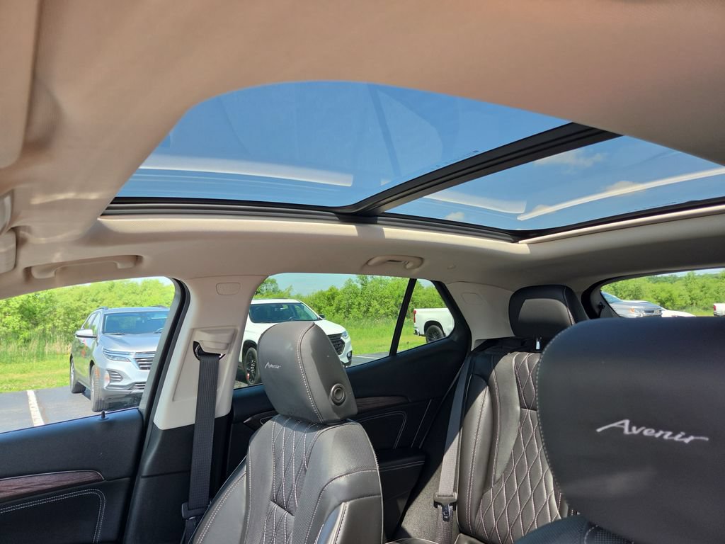 Certified 2023 Buick Envision Avenir AWD/4WD image 26