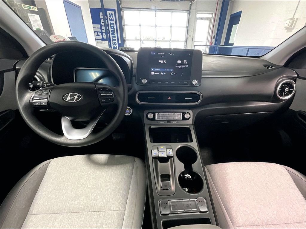 Used 2023 Hyundai Kona SE w/ Cargo Package FWD image 21