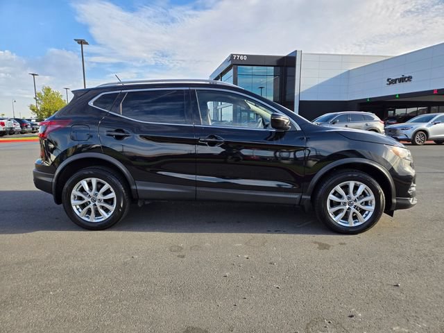 Used 2021 Nissan Rogue Sport SV FWD image 7