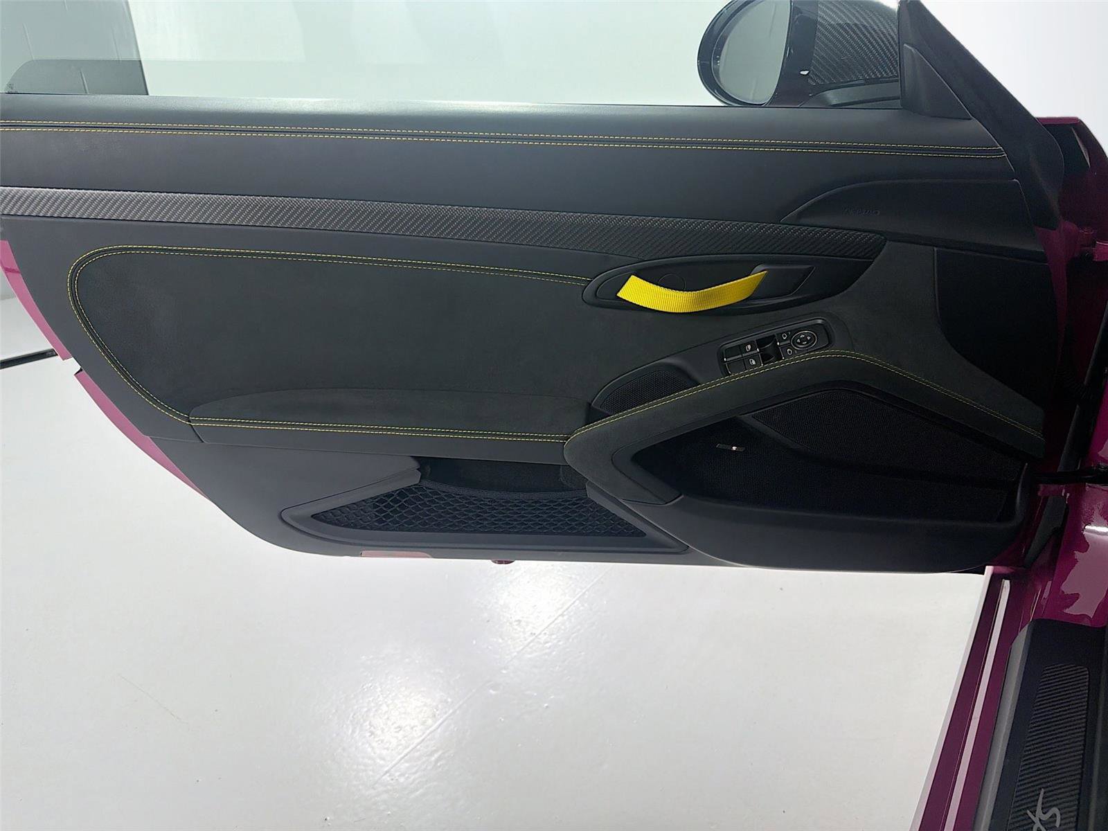 Certified 2025 Porsche 718 Boxster Spyder RS image 9