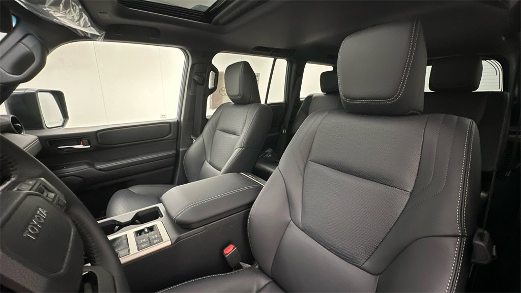 New 2025 Toyota Land Cruiser image 9