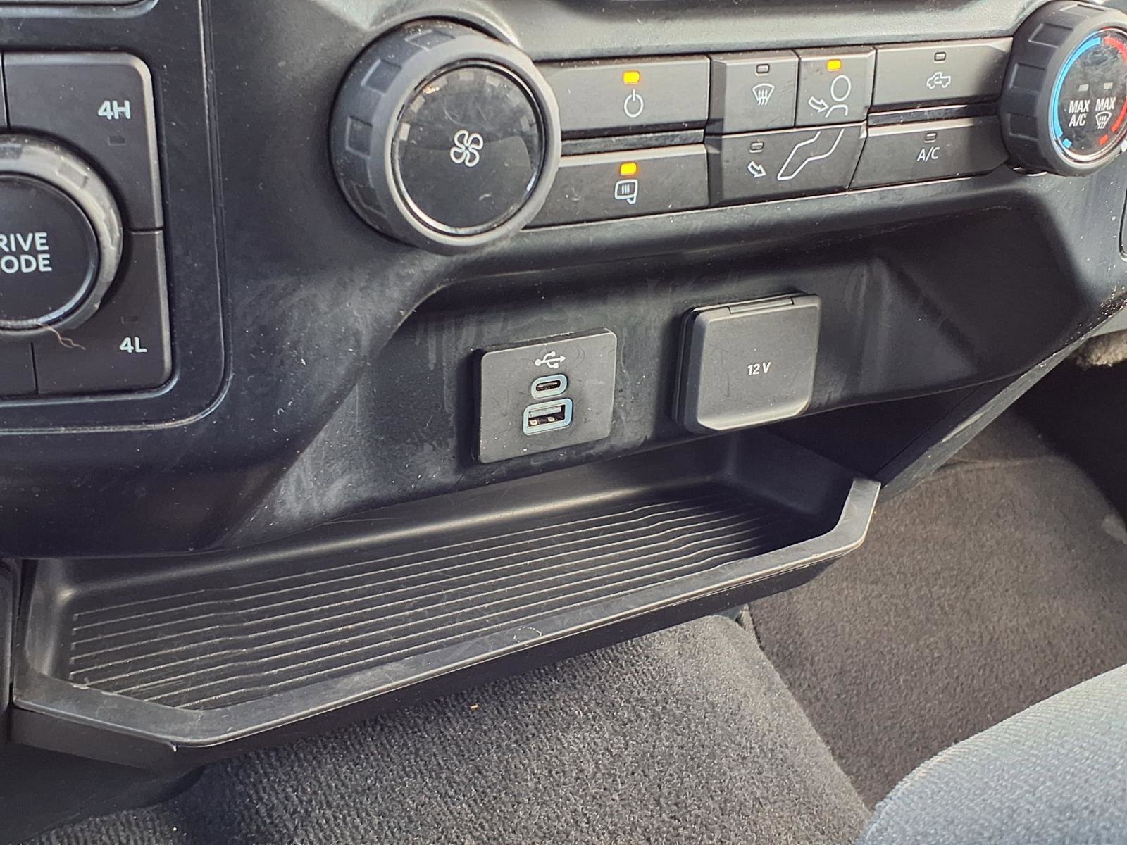 Used 2025 Ford F350 XLT image 14