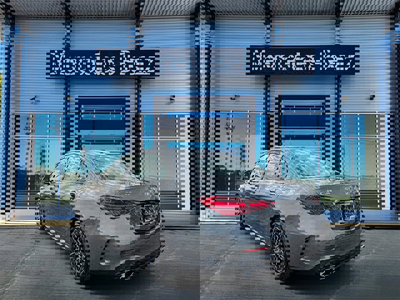 New 2025 Mercedes-Benz C 300 4MATIC Sedan image 4