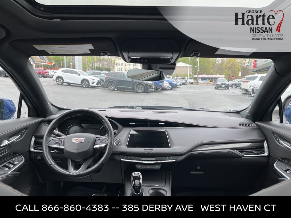 Used 2021 Cadillac XT4 Sport w/ Cold Weather Package AWD/4WD image 29