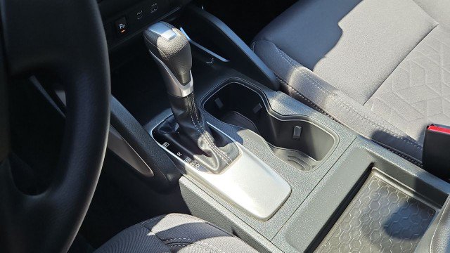 Used 2025 Nissan Frontier SV RWD image 15