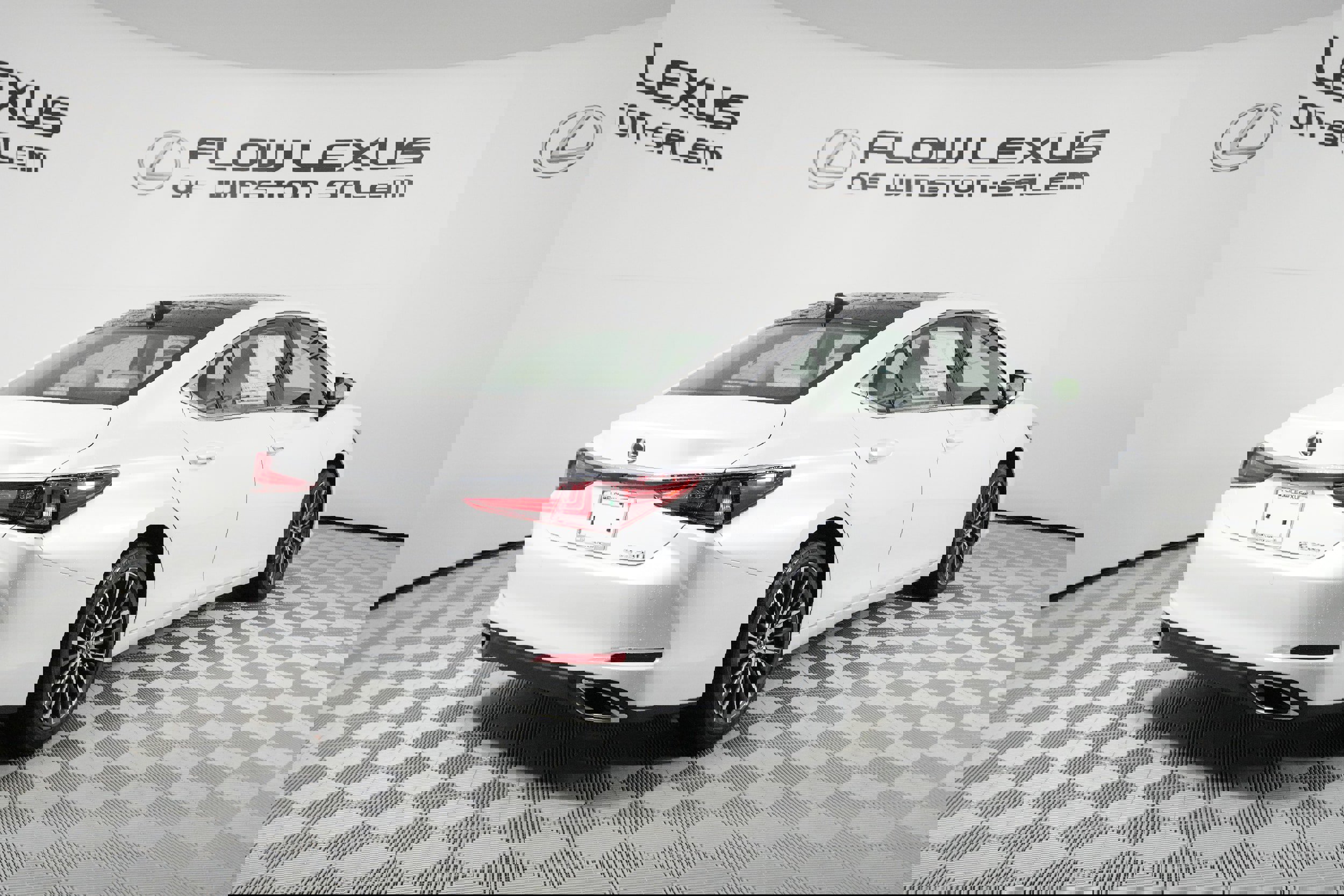 New 2025 Lexus ES 350 w/ Premium Package image 7