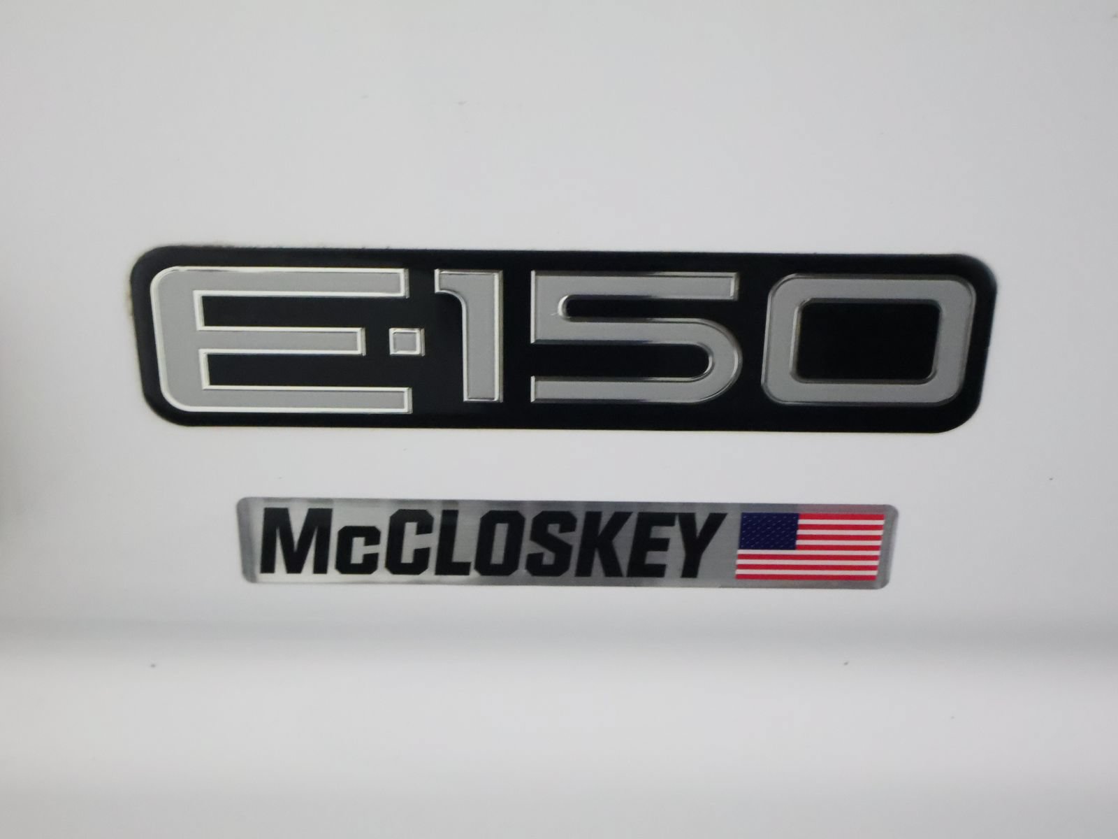 Used 2000 Ford E-150 and Econoline 150 RWD image 18