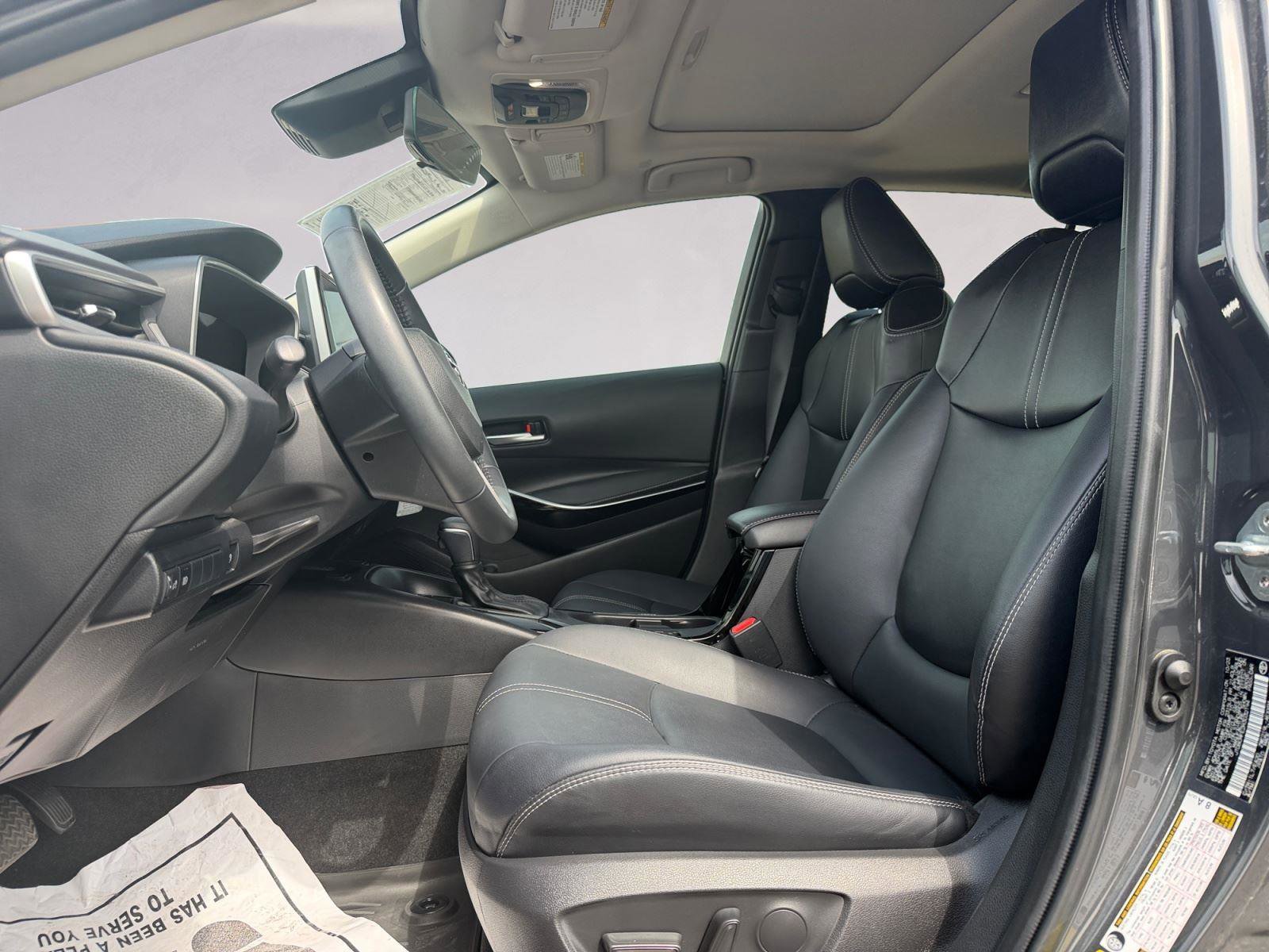 Used 2024 Toyota Corolla XLE image 9