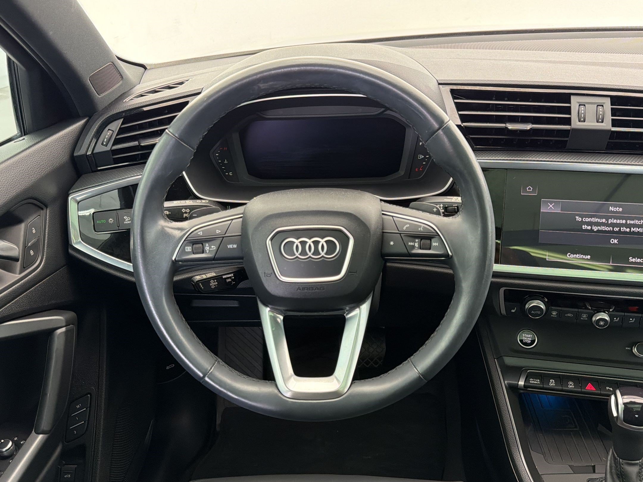 Used 2023 Audi Q3 2.0T Premium Plus w/ Premium Plus Package AWD/4WD image 28