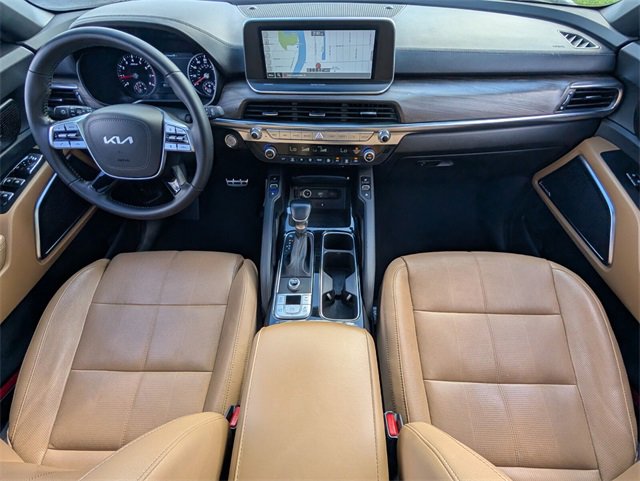 Used 2022 Kia Telluride SX w/ Towing Package image 8