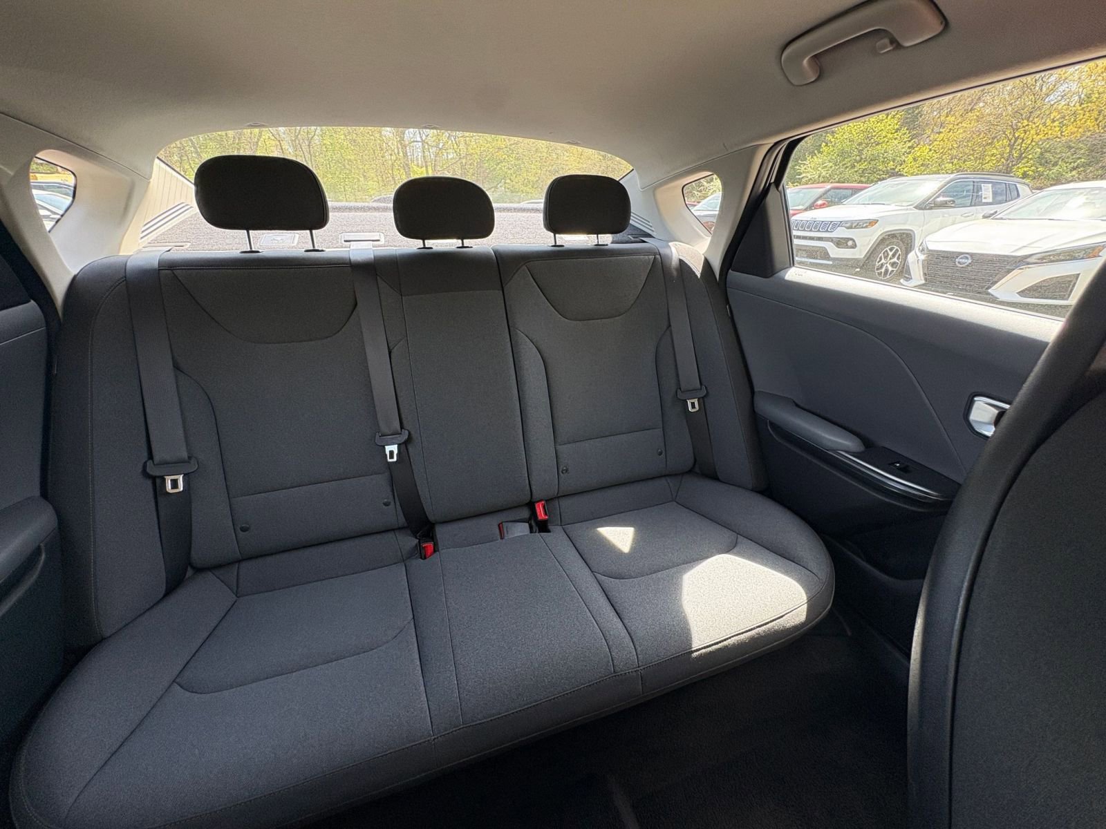 Used 2025 Kia K4 FWD image 35