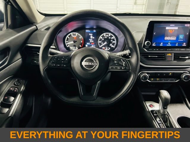 Used 2025 Nissan Altima 2.5 S FWD image 5