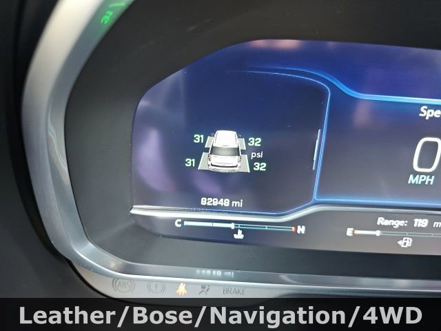 Used 2023 Chevrolet Suburban LT image 18