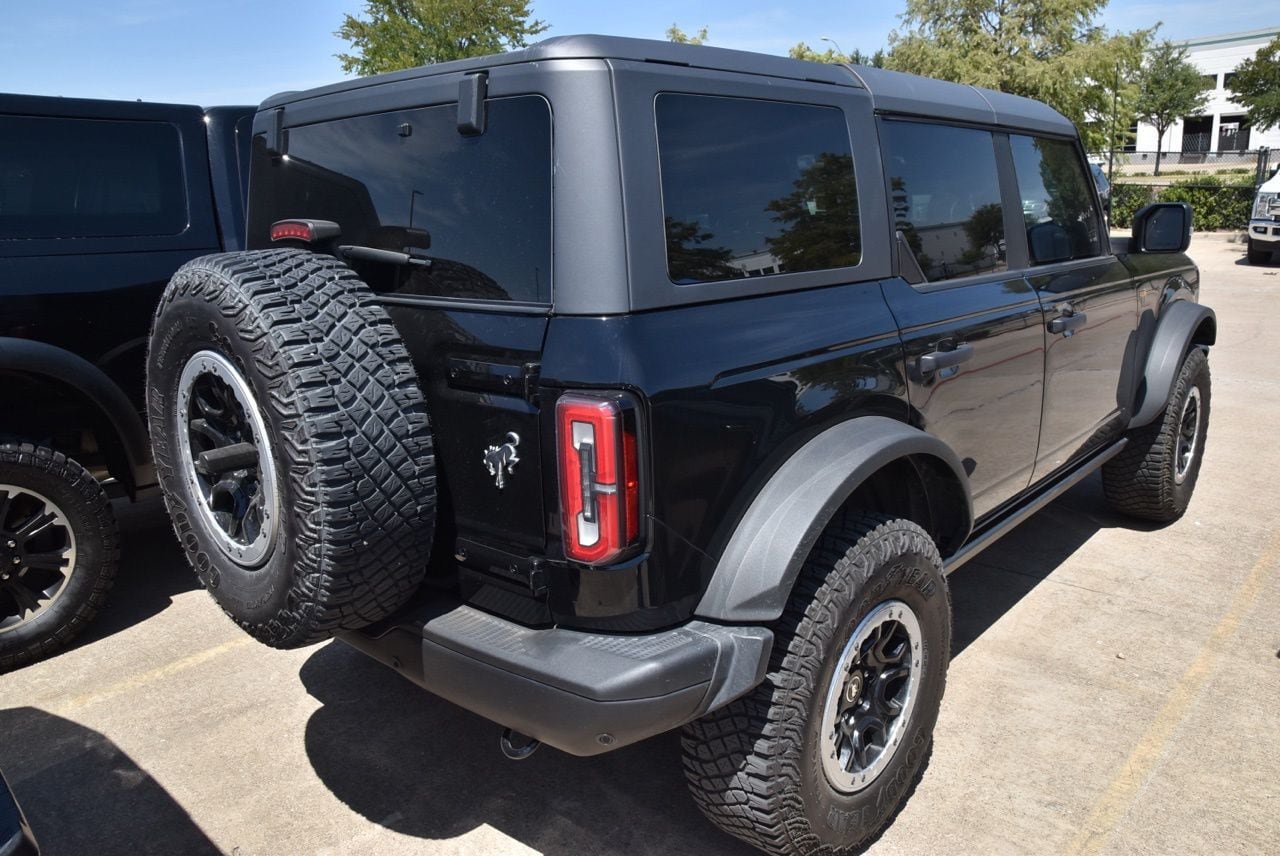 Used 2024 Ford Bronco Badlands AWD/4WD image 5