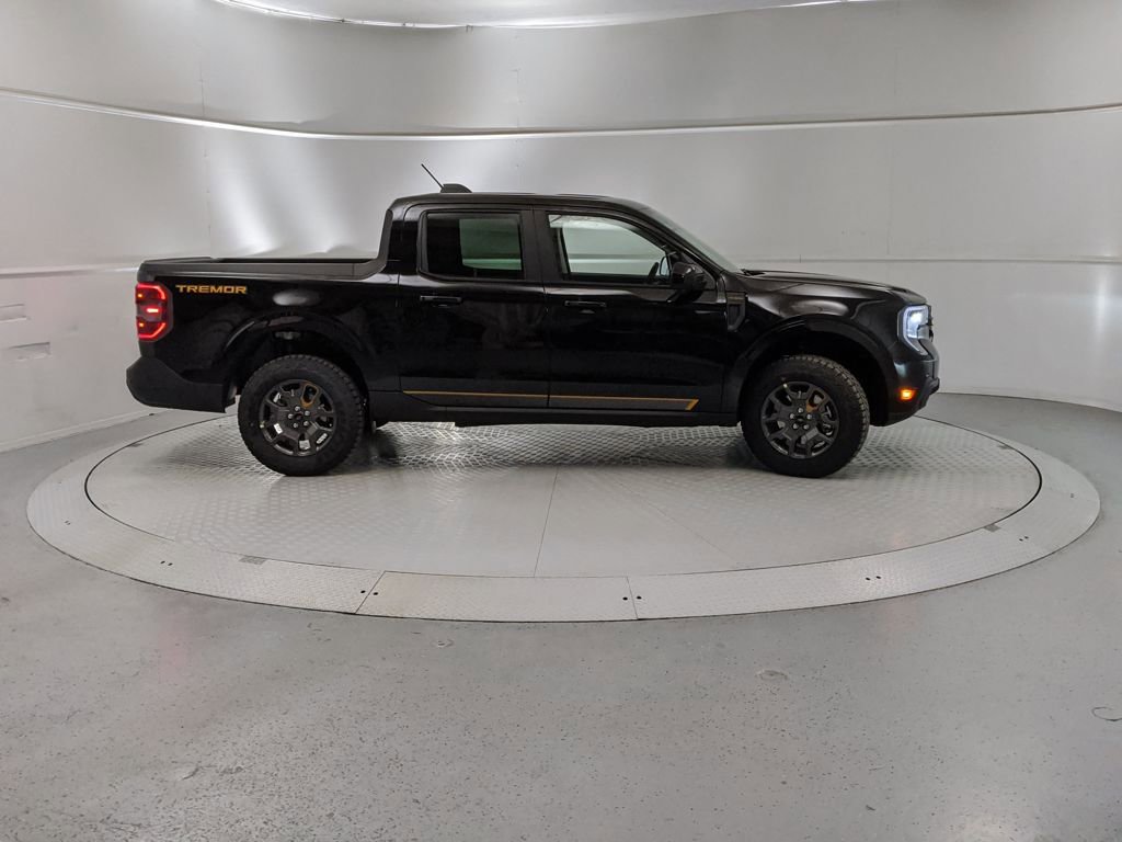 New 2026 Ford Maverick Tremor image 2