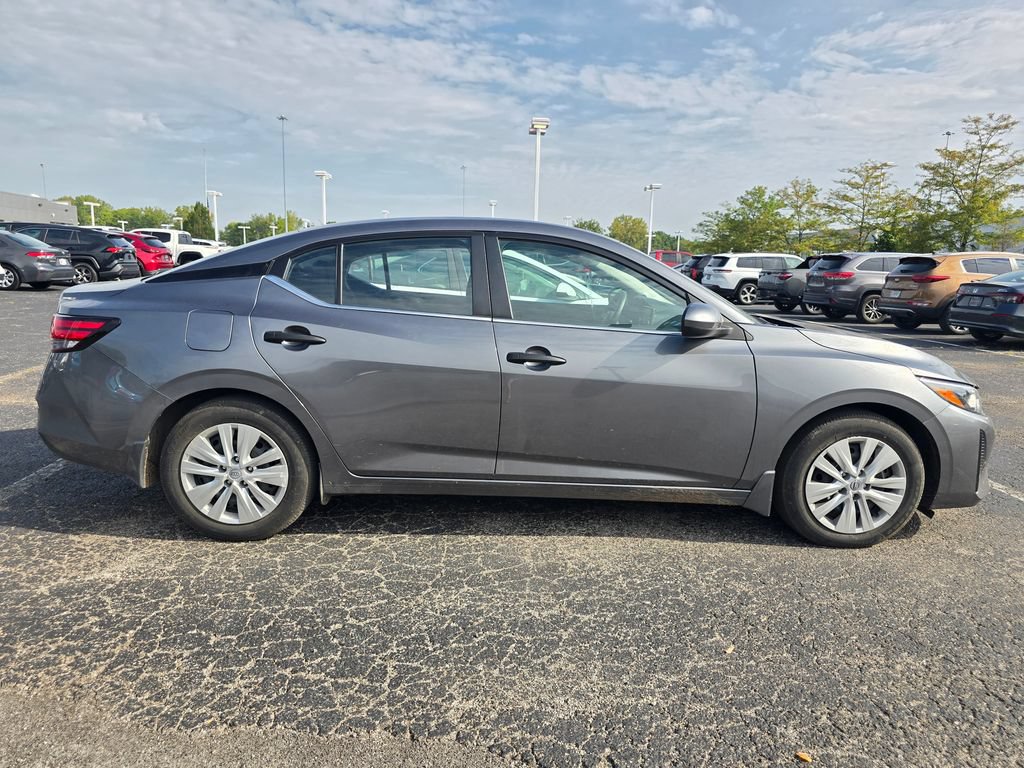 Used 2025 Nissan Sentra S FWD image 8