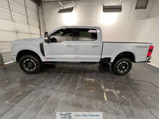 Used 2025 Ford F250 Lariat w/ Lariat Ultimate Package AWD/4WD image 4