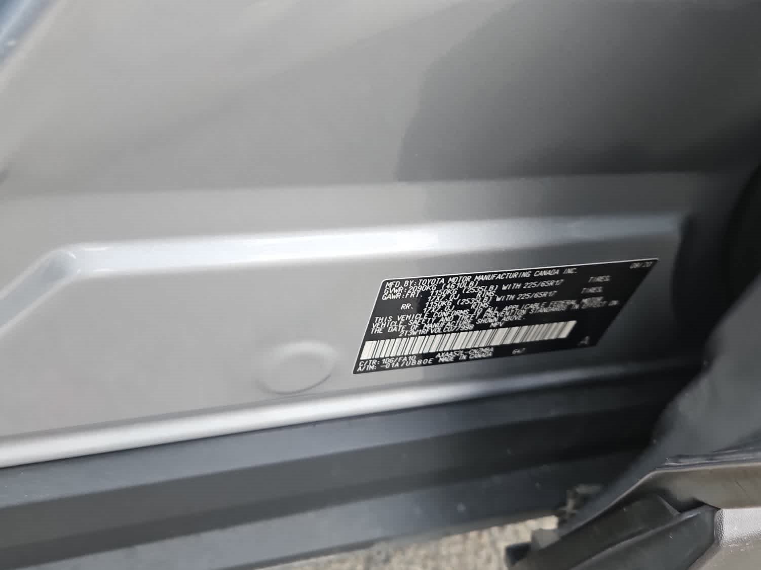 Used 2020 Toyota RAV4 XLE image 21