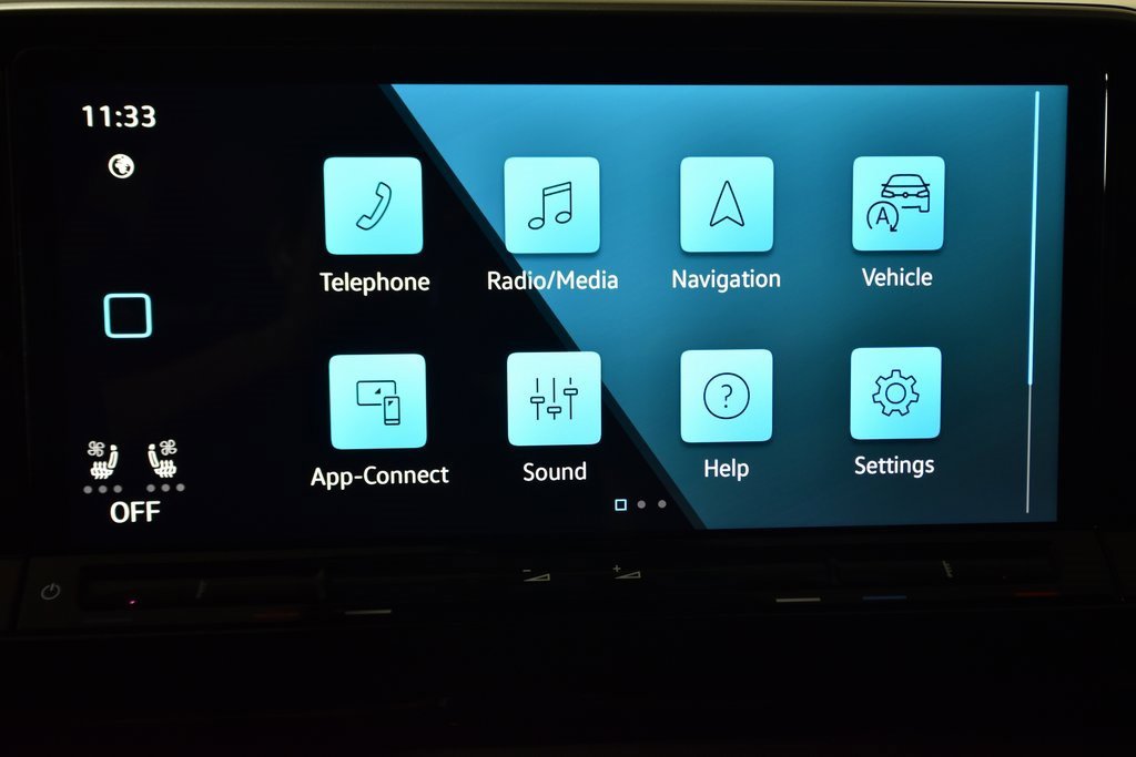 New 2025 Volkswagen Atlas Cross Sport SE image 17