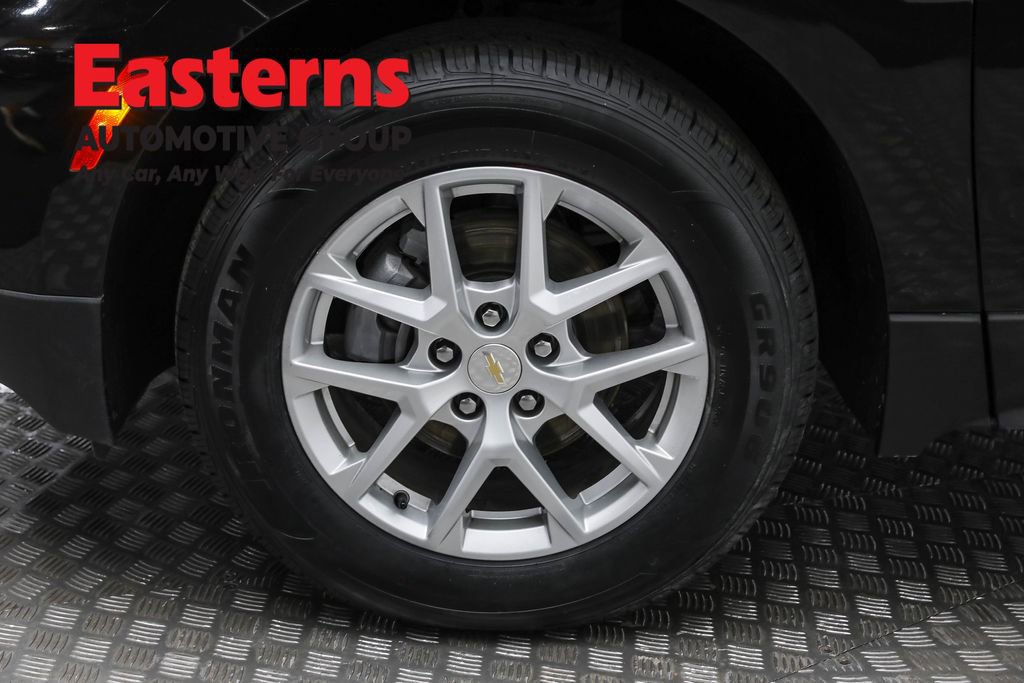 Used 2023 Chevrolet Equinox LT image 32