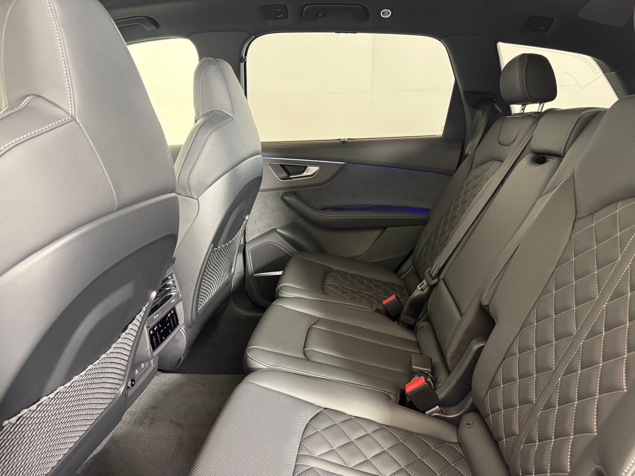 New 2026 Audi SQ7 Premium Plus image 24