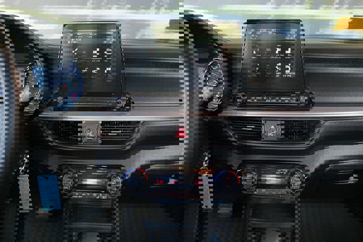 Used 2019 Kia Forte LXS image 21