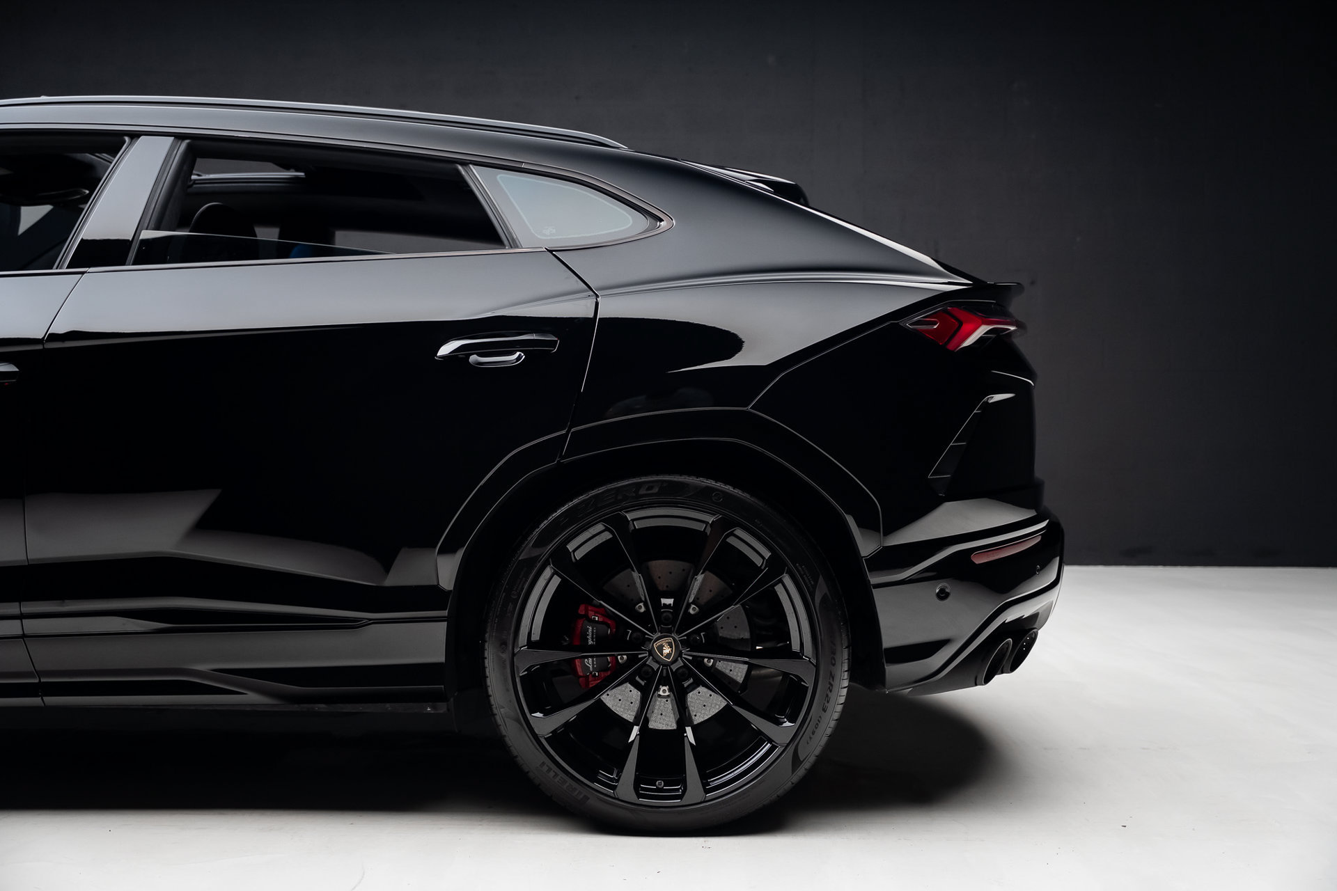 Used 2019 Lamborghini Urus AWD/4WD image 20