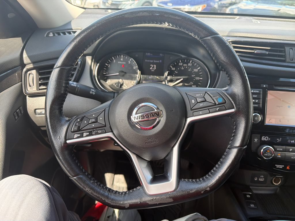 Used 2020 Nissan Rogue SV w/ Premium Package AWD/4WD image 31