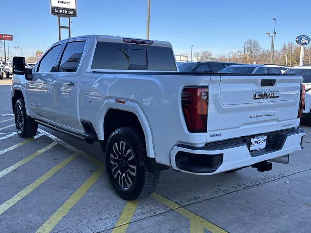 Used 2024 GMC Sierra 2500 Denali Ultimate image 9