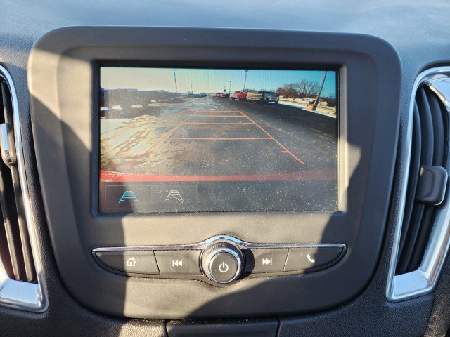 Used 2018 Chevrolet Malibu LT image 38