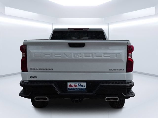Used 2025 Chevrolet Silverado 1500 Custom Trail Boss AWD/4WD image 4