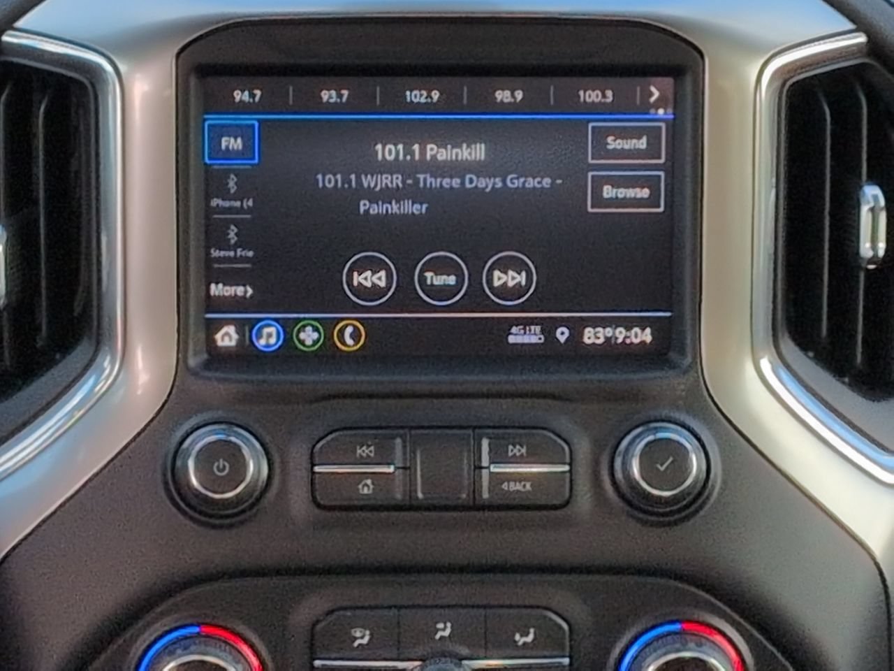 Used 2020 Chevrolet Silverado 1500 RST AWD/4WD image 18