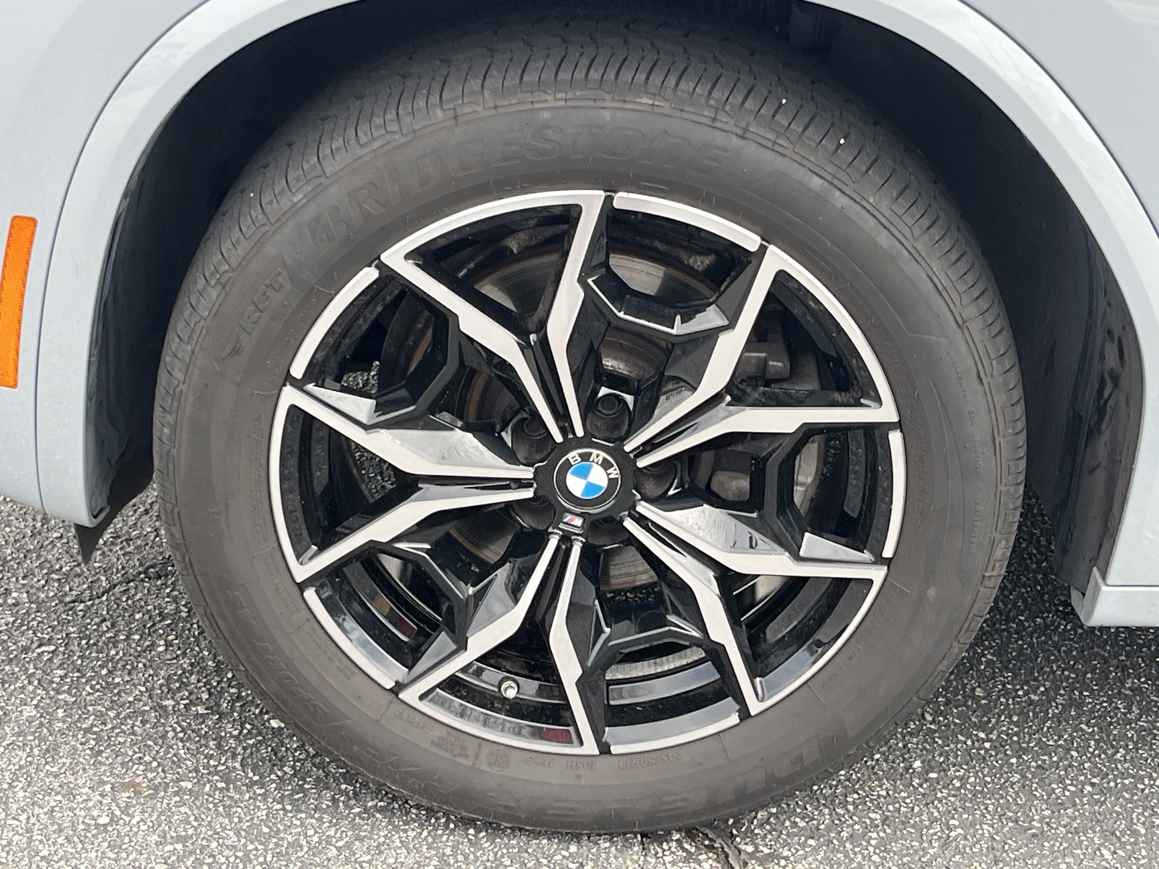 Used 2025 BMW X4 xDrive30i image 33