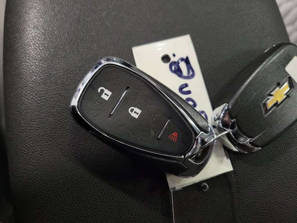 Used 2019 Chevrolet Equinox LS FWD image 19