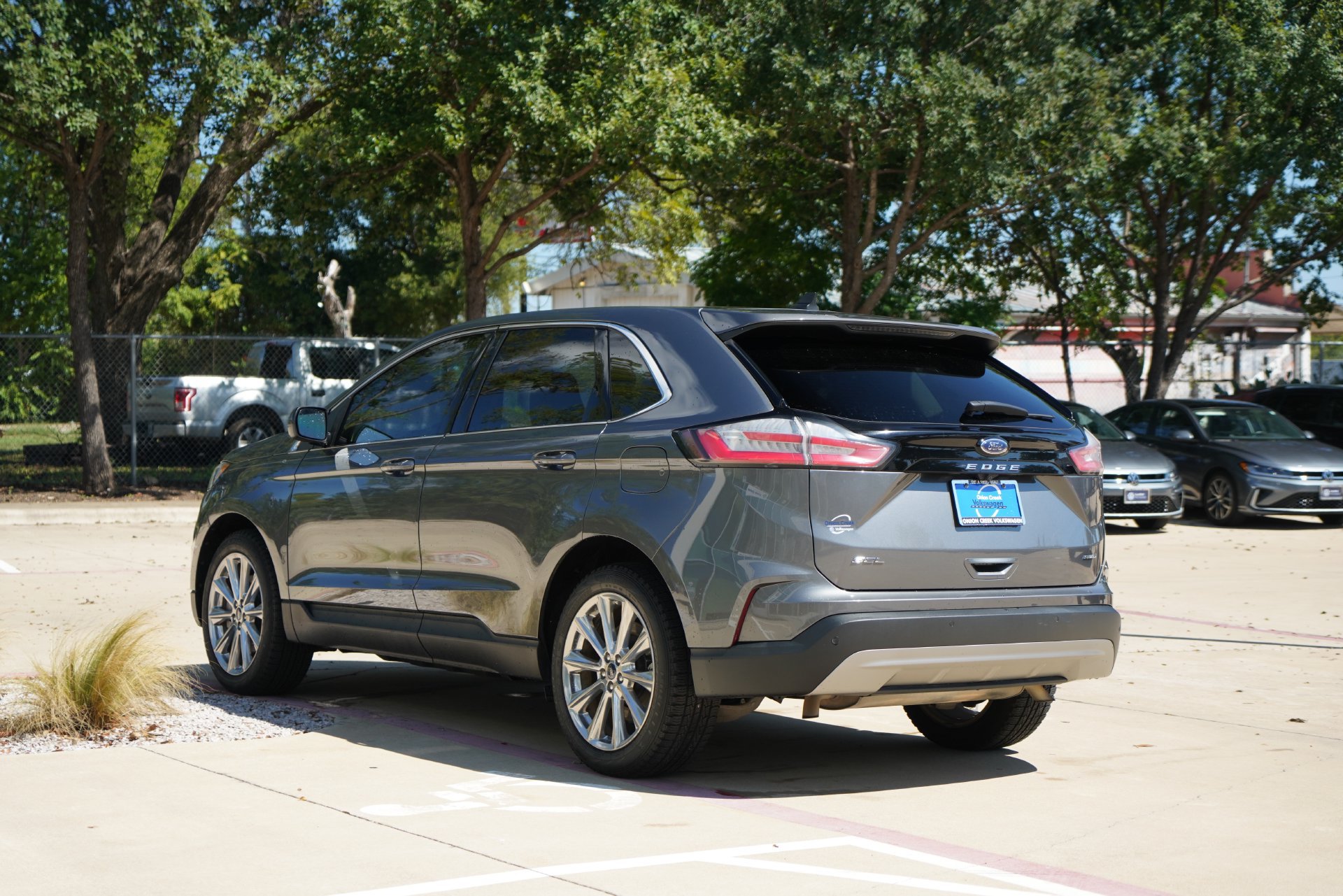 Used 2024 Ford Edge SEL AWD/4WD image 6