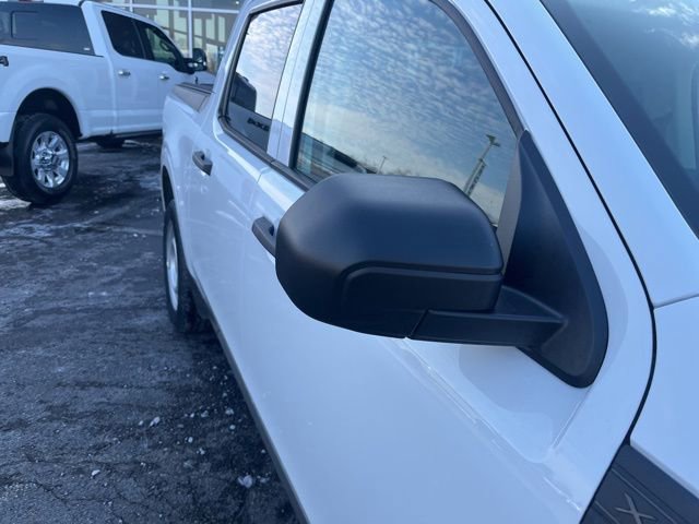 Used 2025 Ford Maverick XL w/ Equipment Group 101A image 3