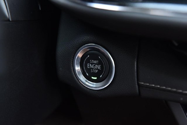 Used 2023 Buick Envision Essence w/ Sport Touring Package AWD/4WD image 19