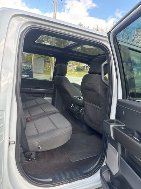 Used 2021 Ford F150 XLT w/ Equipment Group 302A High image 21