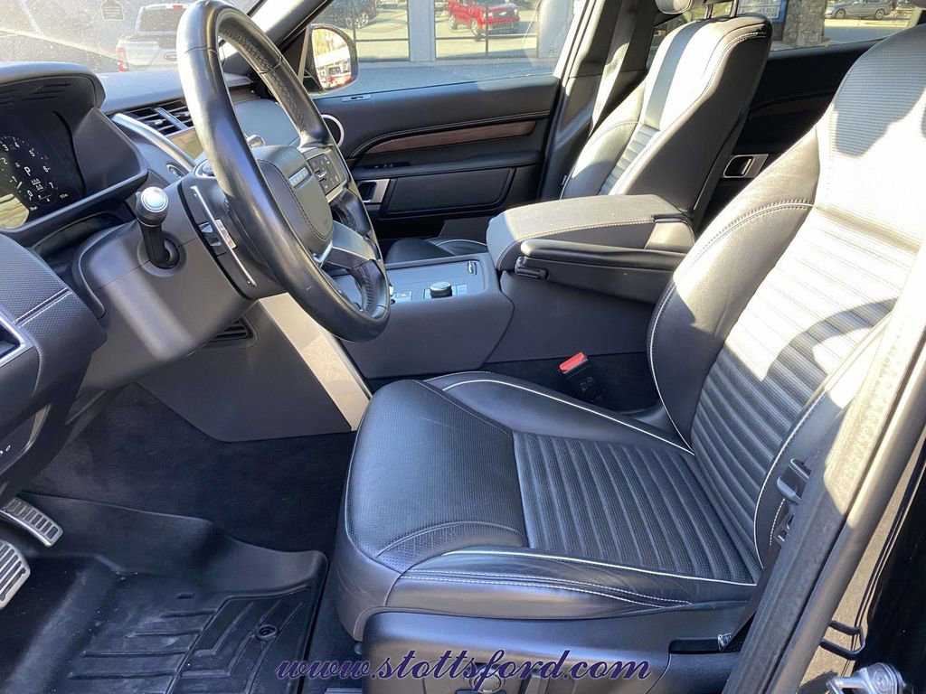 Used 2022 Land Rover Discovery HSE R-Dynamic image 15