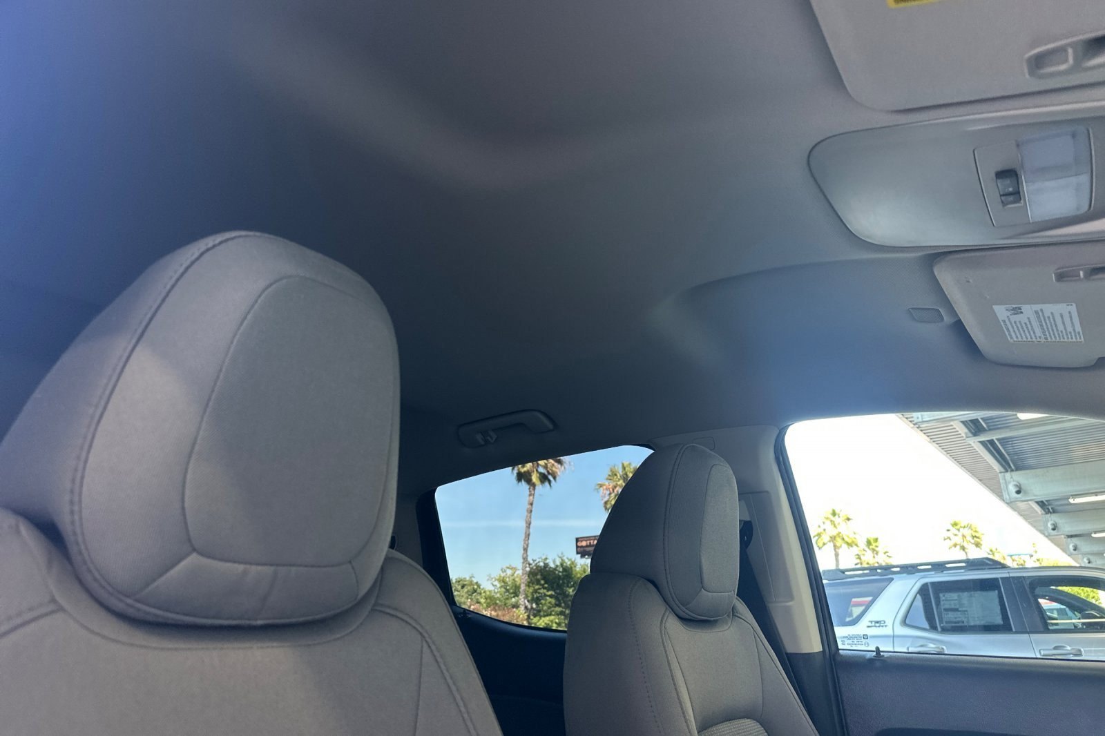 Used 2022 Chevrolet Colorado W/T w/ WT Convenience Package RWD image 15