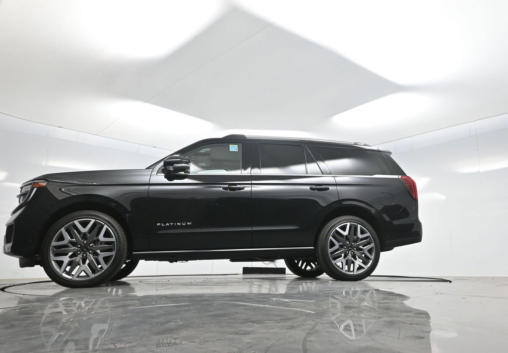 Used 2025 Ford Expedition Platinum w/ Platinum Ultimate Package image 7