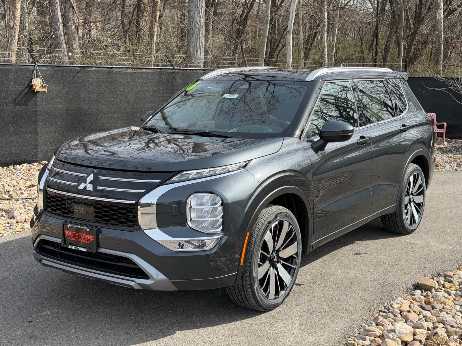 New 2026 Mitsubishi Outlander SEL AWD/4WD image 1