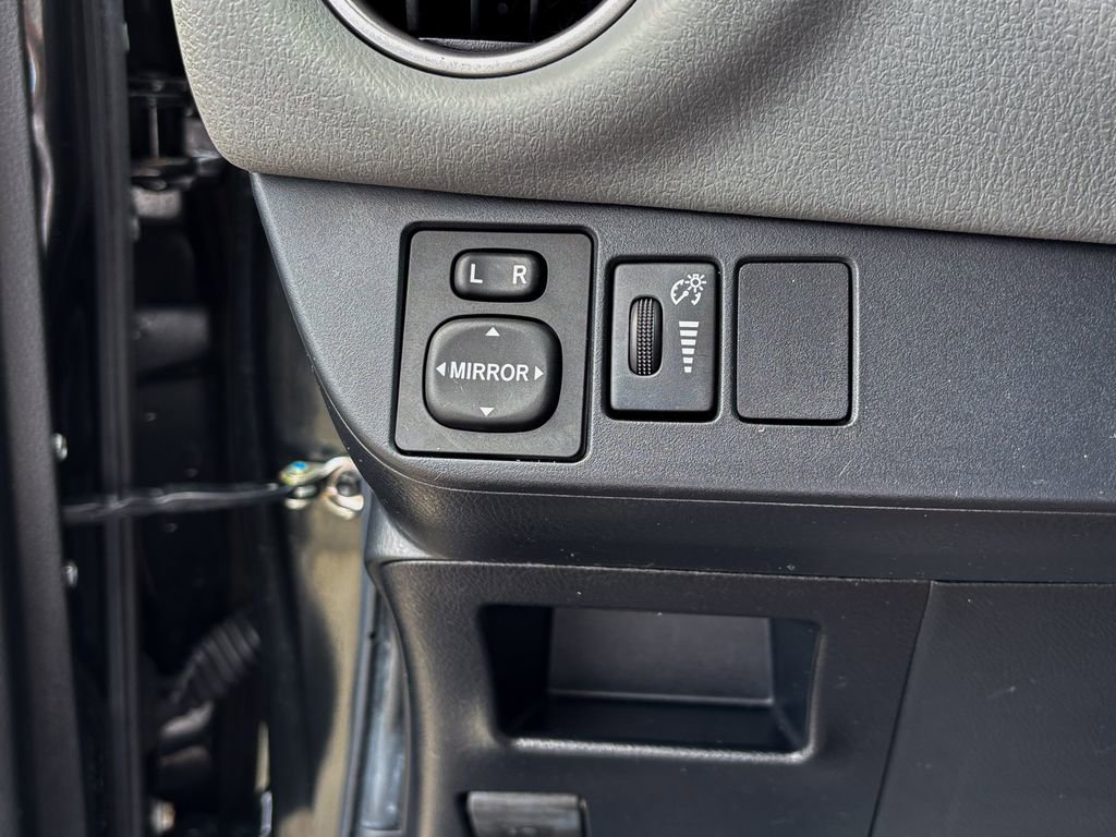 Used 2015 Toyota Yaris LE image 26