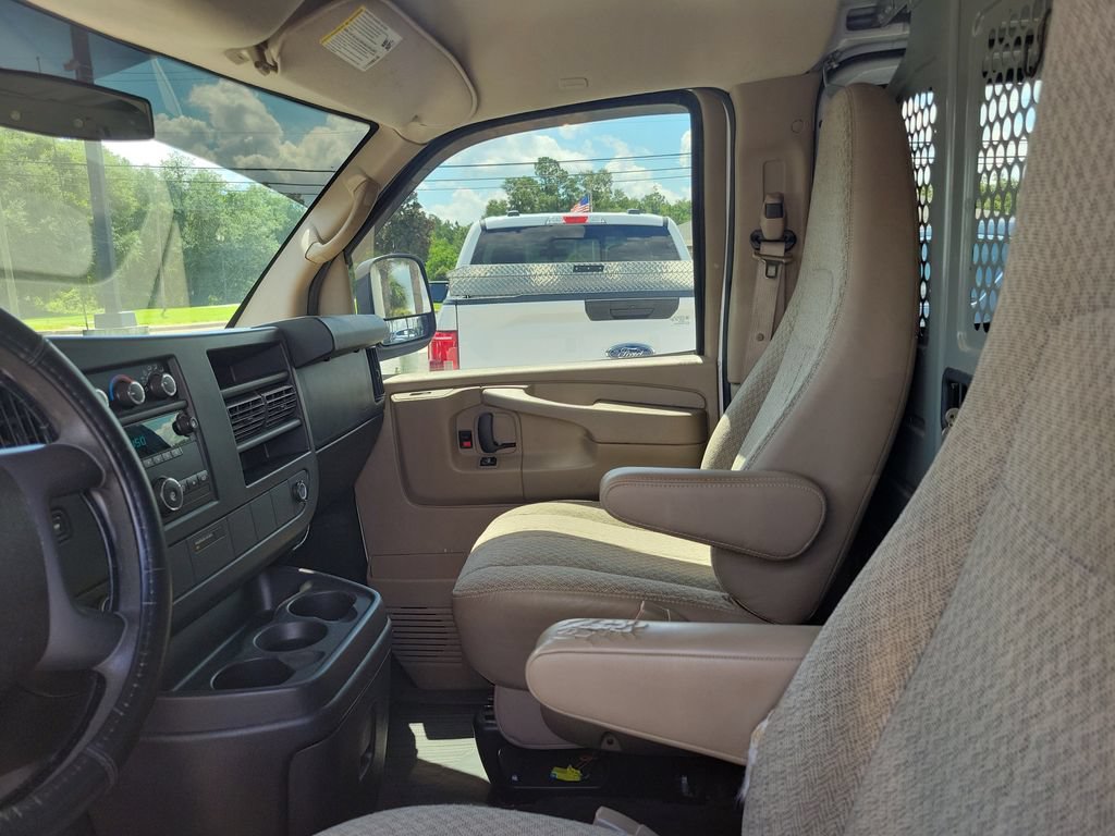 Used 2012 GMC Savana 1500 RWD image 21