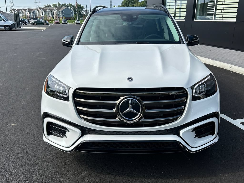 New 2026 Mercedes-Benz GLS 450 4MATIC image 3