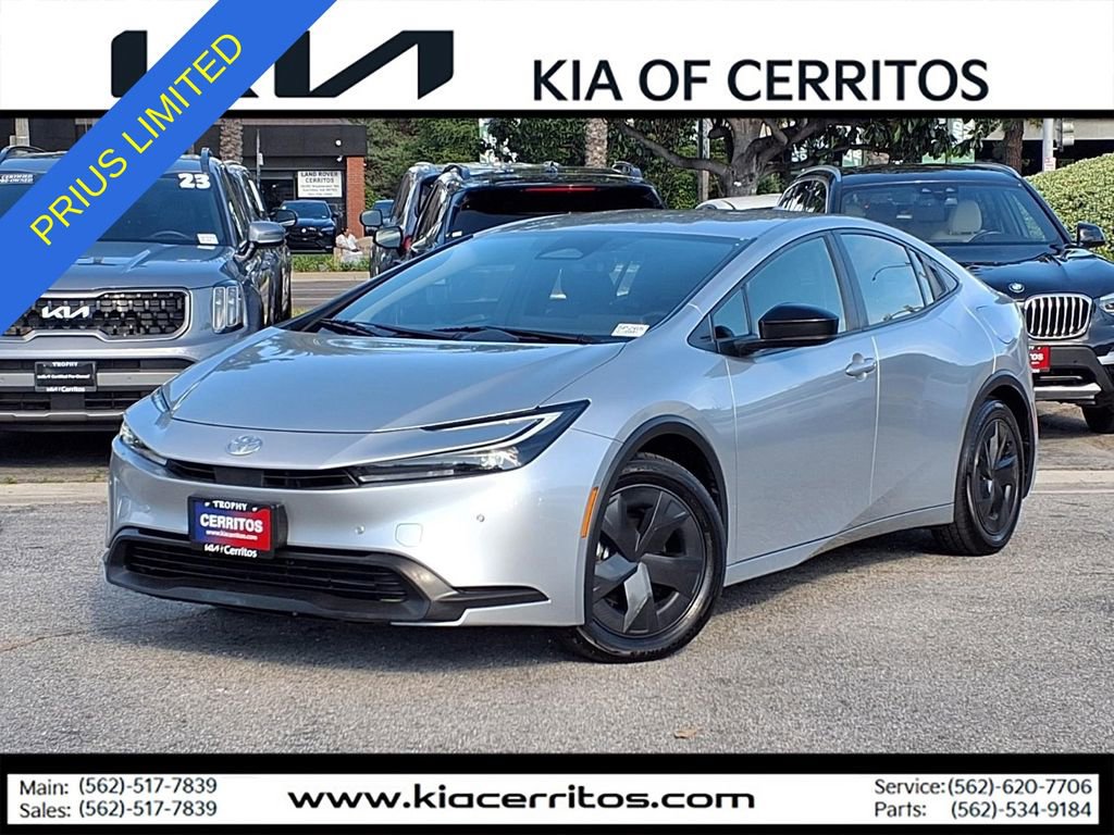 Used 2024 Toyota Prius LE