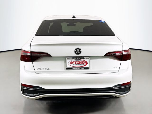 Used 2024 Volkswagen Jetta SE FWD image 18